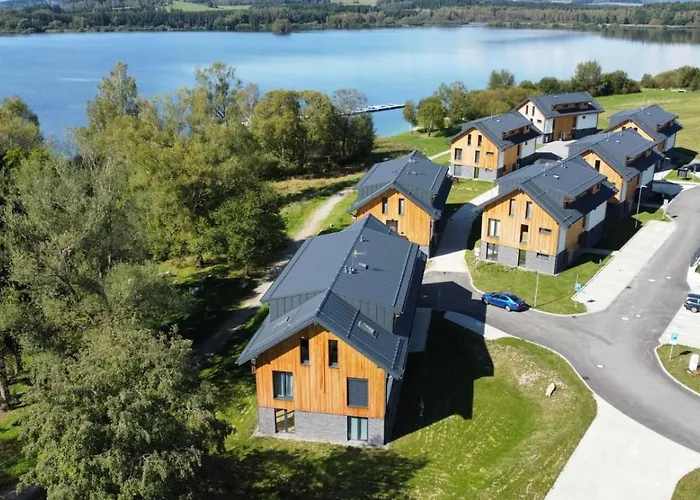 Apartman Na Brehu Lipna