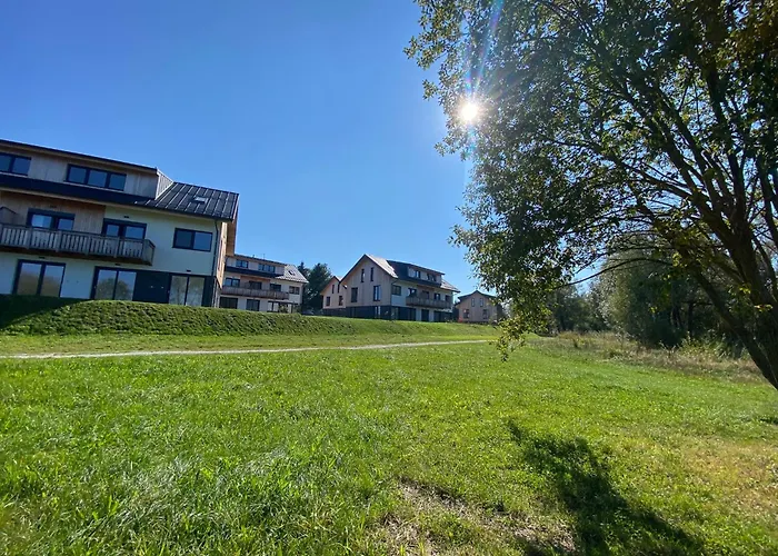 Apartman Na Brehu Lipna